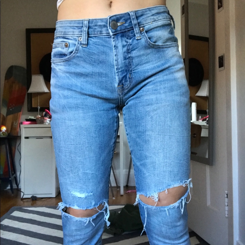 American Eagle Stretchy Skinny Jeans!